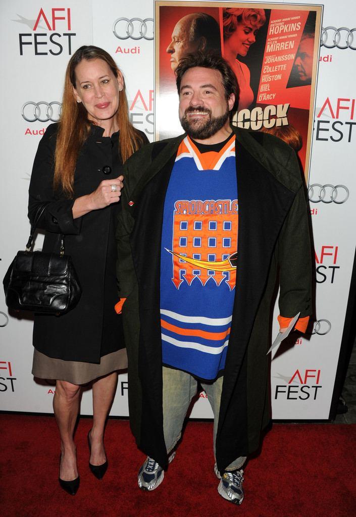 Turtle reccomend Kevin smith wife nud