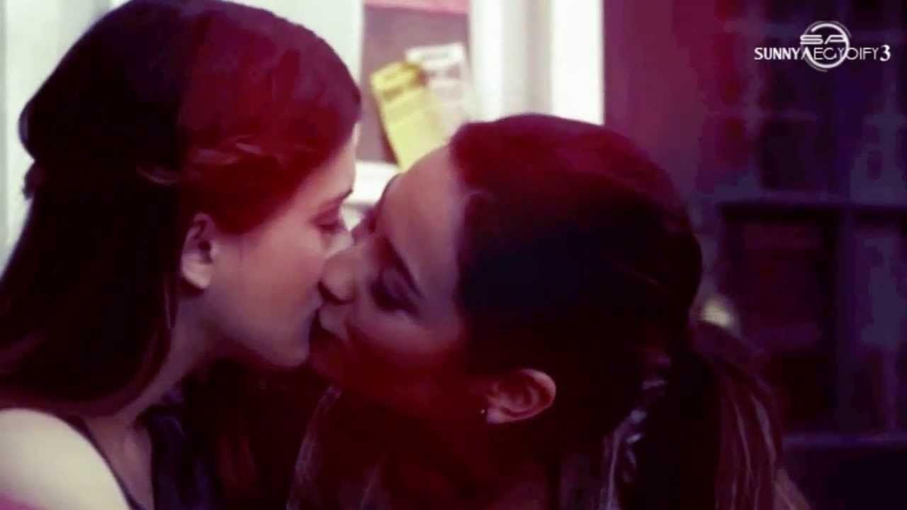 Amatuer Latina Lesbians Porn - Clip girl girl latina lesbian - Adult videos.