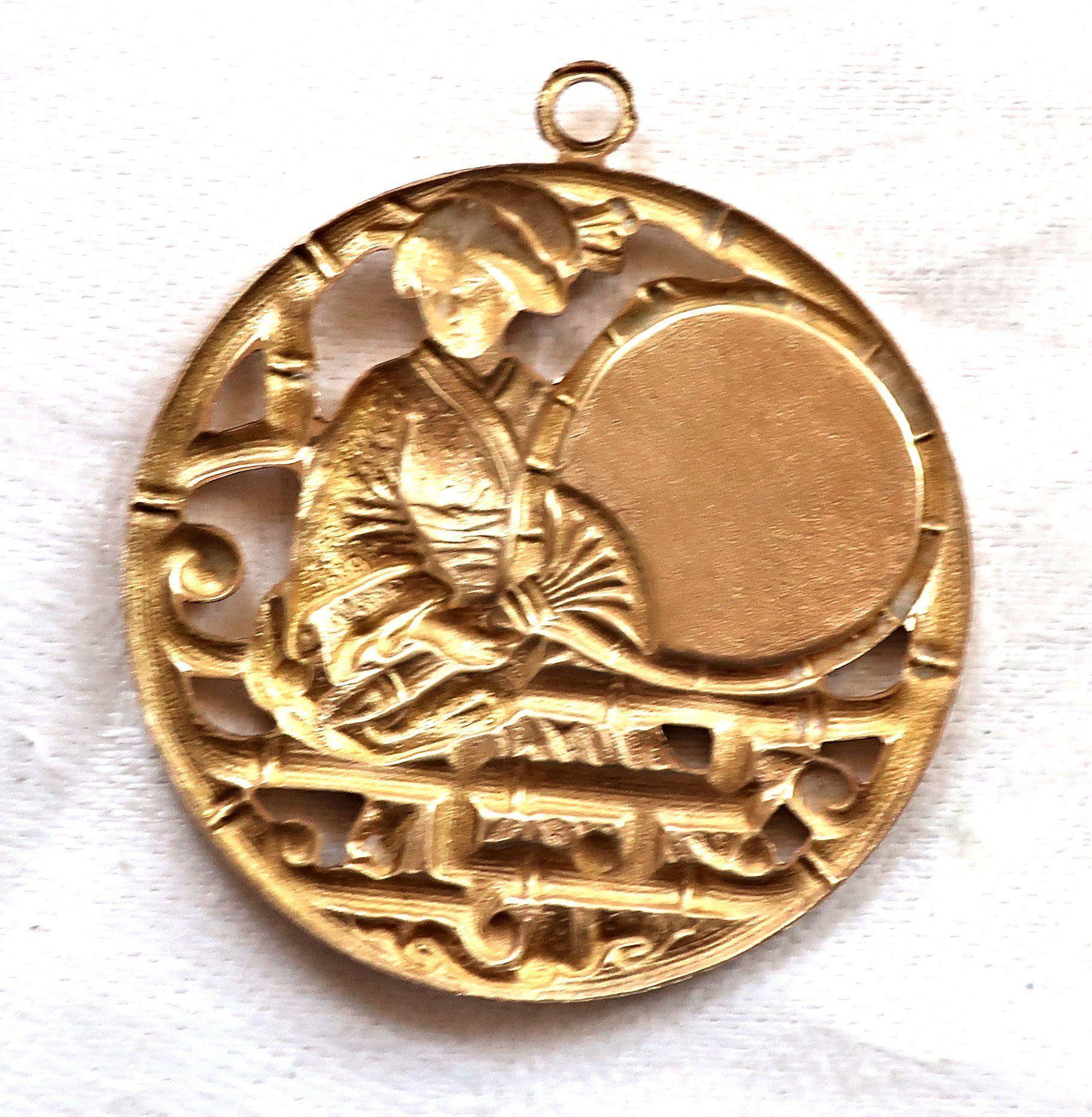 Crunchie reccomend Asian medallion bronze