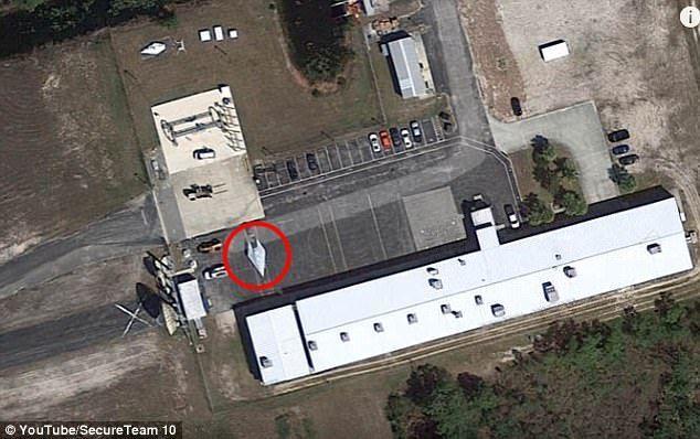 Ghost reccomend Google satellite photos nude street level