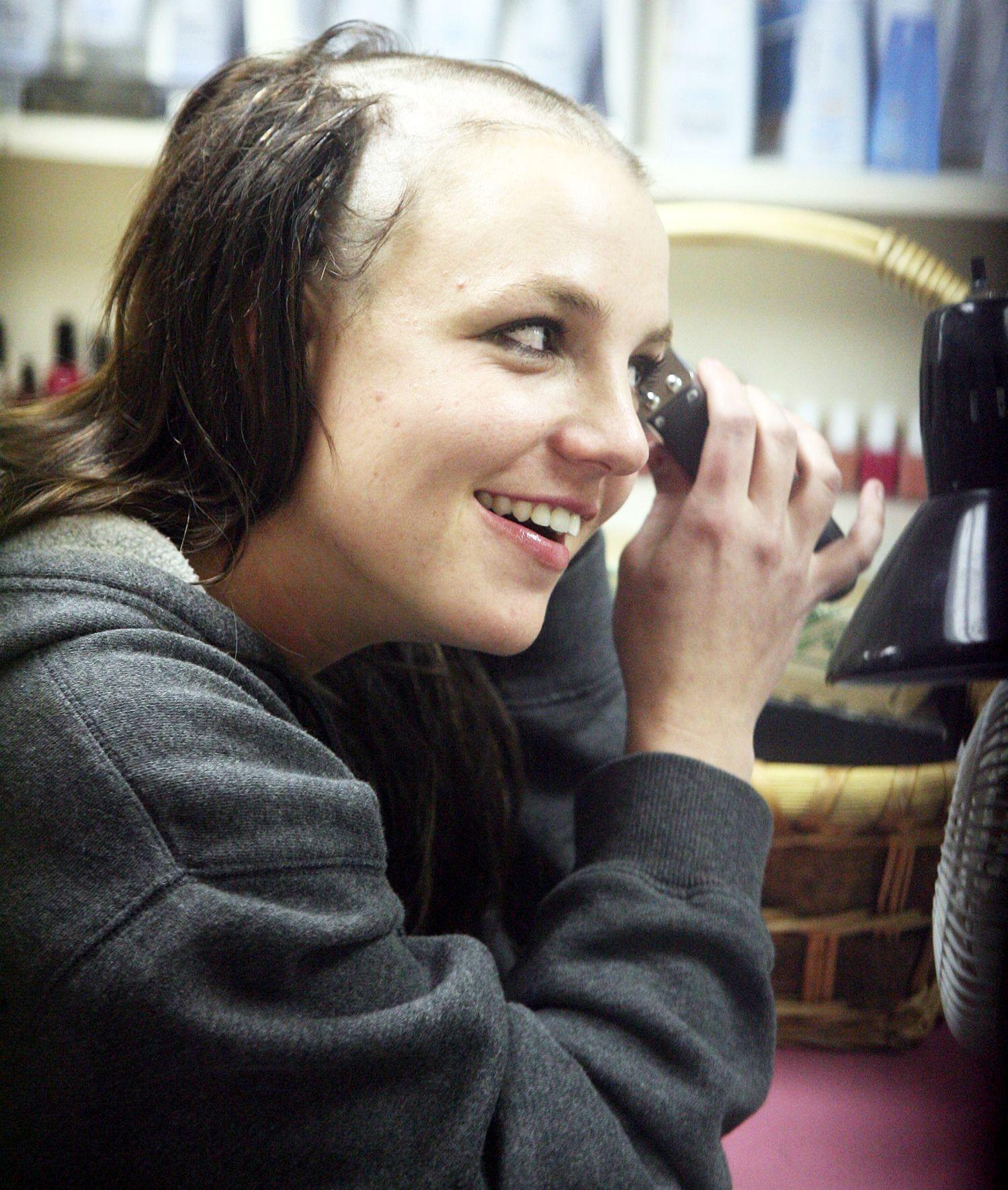 Knight reccomend Britney head shaved