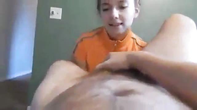 Sisters masturbate clip