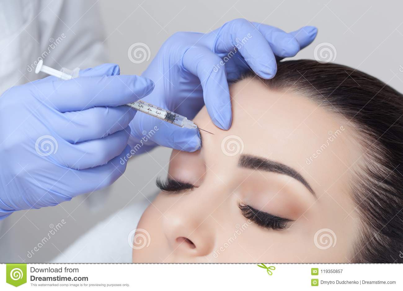 Foto facial procedure doctors in