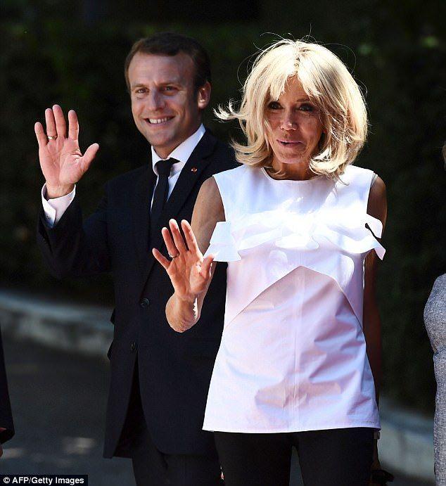 the french president wife naked