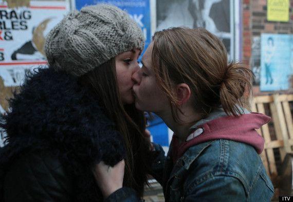 best of Kiss Herfirst lesbian