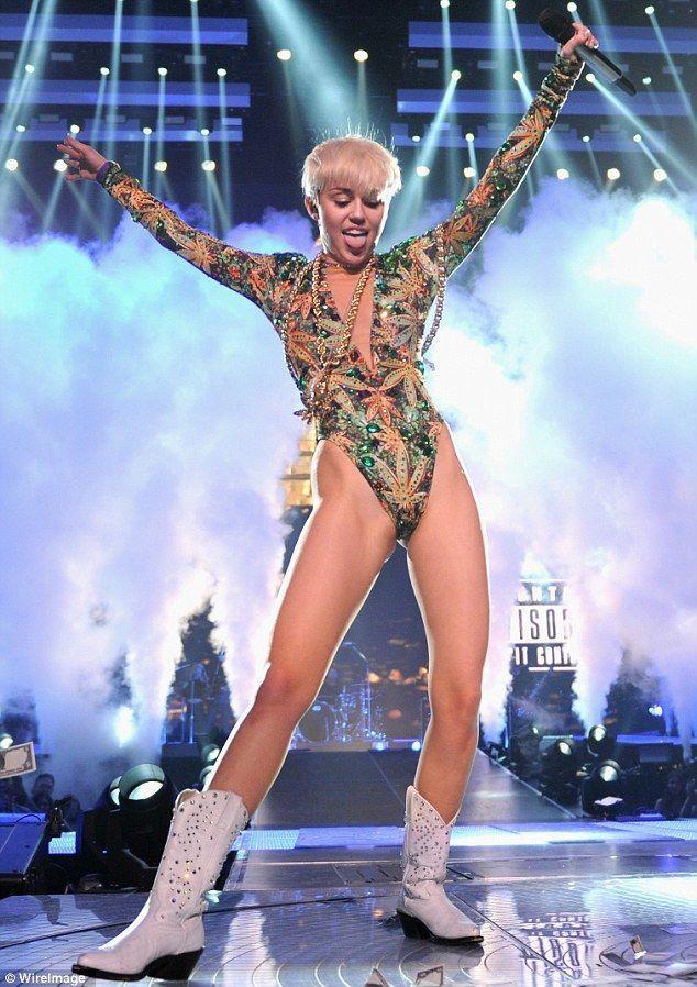 Miley upskirt snap