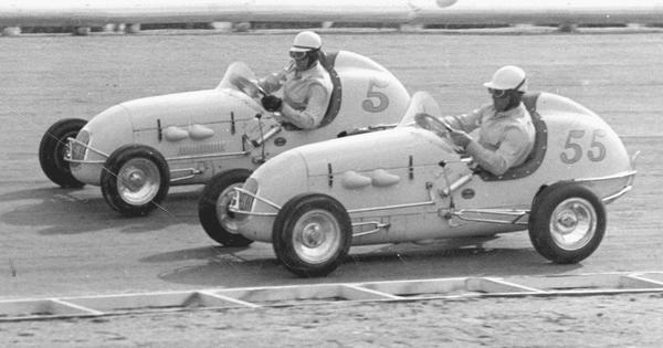 Vi-Vi reccomend Old midget auto racers